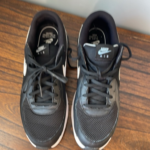 Nike Air Max Excee, men’s 10, black and white running basketball lifestyle shoes - Picture 3 of 12